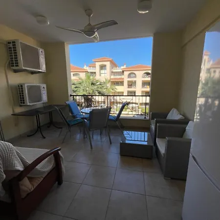 Queens Gardens Apartment