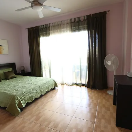 Apartment Queens Gardens *